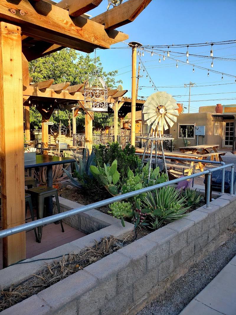 Coolidge Patio Grill (Pita Patio)