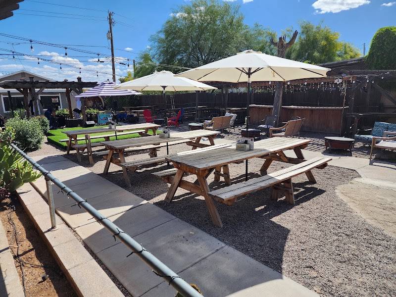 Coolidge Patio Grill (Pita Patio)